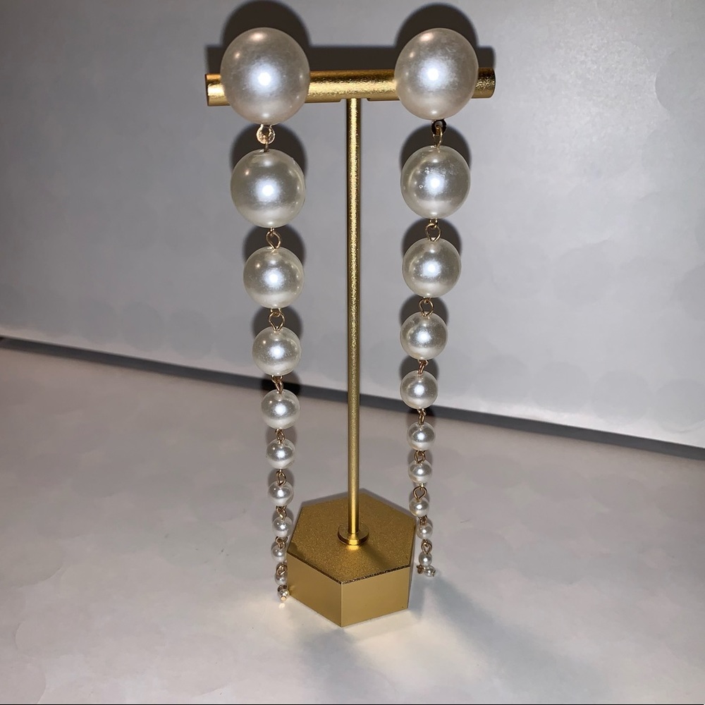Pearl Talk Earrings